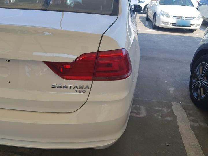 Santana 2016 1.6L AT photo 7