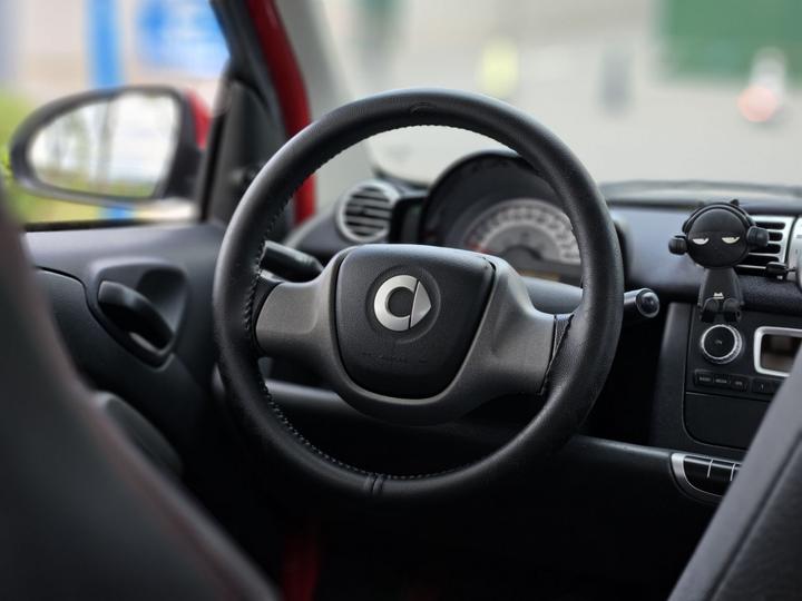 fortwo 2012 1.0 MHD Coupe Standard photo 3