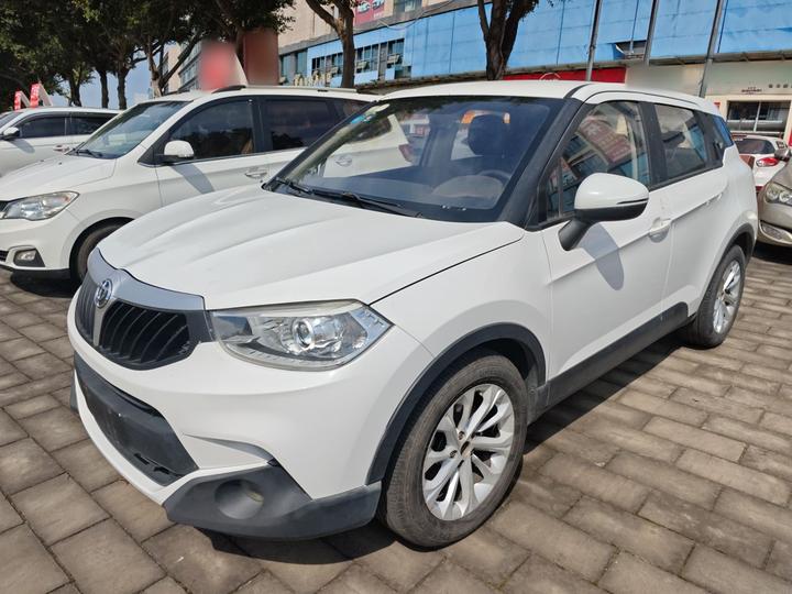 Zhonghua V3 2016 1.5L MT Comfort