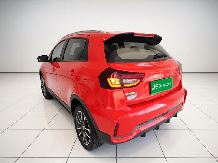 Vision X3 2021 PRO 1.5L CVT Premium photo 4