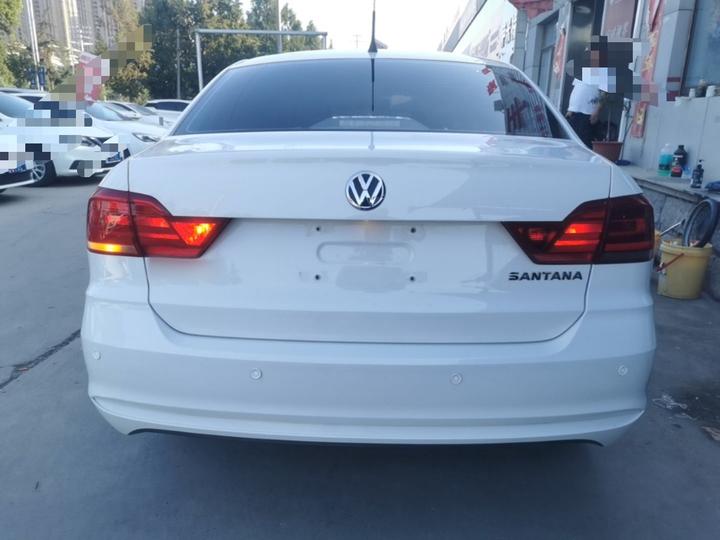 Santana 2018 1.5L MT photo 3