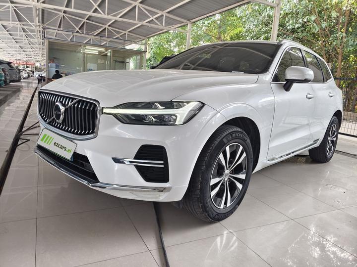 XC60 2023 B5 AWD Luxury