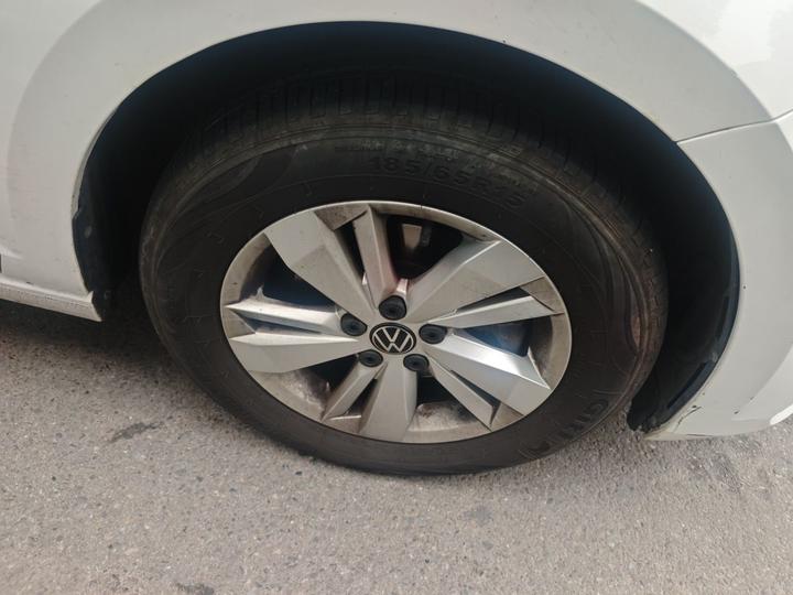 Polo 2023 Facelift Plus 1.5L AT photo 8