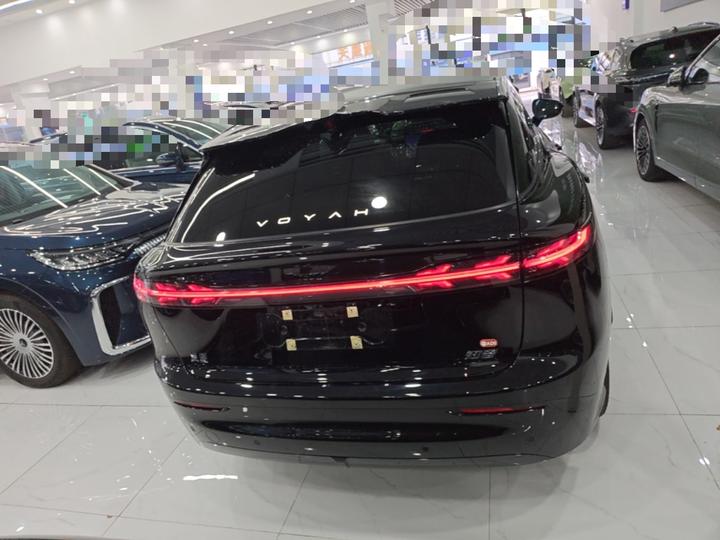 Voyah 2025 AWD Qiankun photo 3