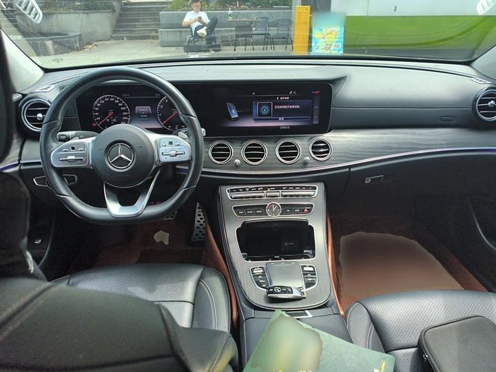 E-Class 2019 Facelift E 300 L Sport Luxury photo 5