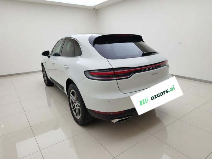 2018 Macan 2.0T photo 4