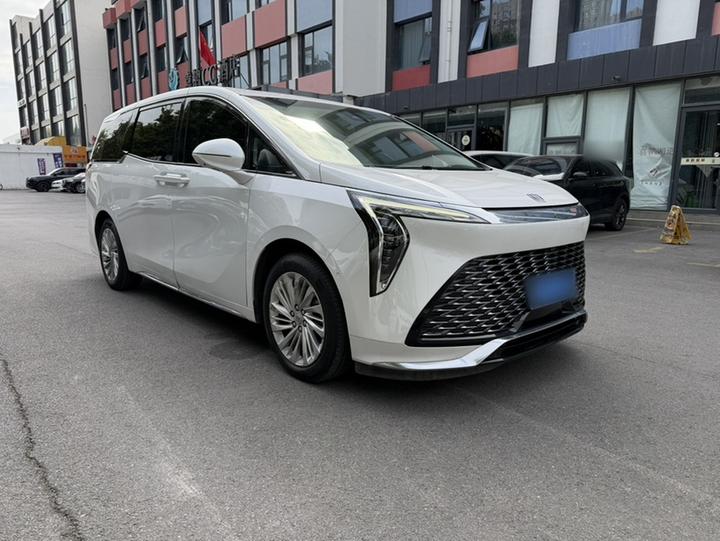2023 2.0T 6-Seater photo 3