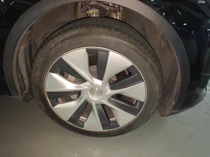 Model Y 2022 Facelift RWD photo 8