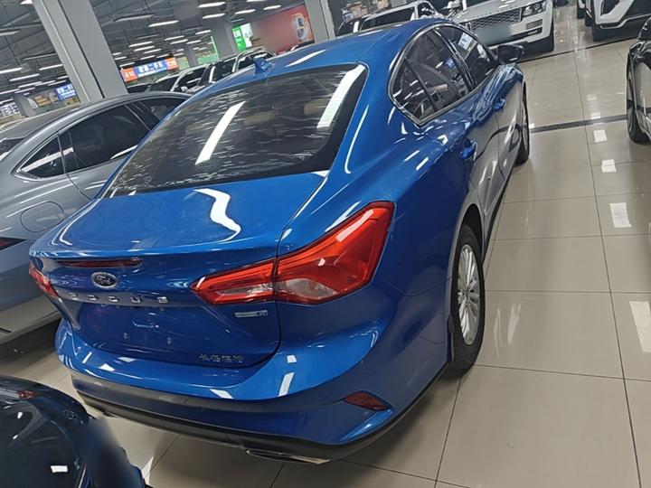Focus 2021 Sedan EcoBoost 180 AT photo 3