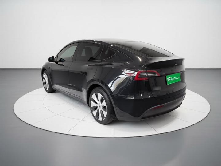 Model Y 2022 Facelift RWD photo 4