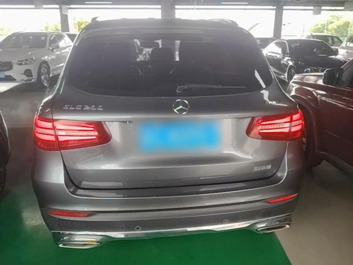 GLC 2017 GLC 200 4MATIC photo 3