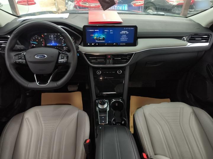 Escape 2020 EcoBoost 245 RWD photo 5