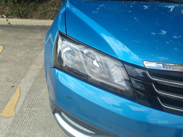 Emgrand 2015 Hatchback RS 1.5L MT photo 7