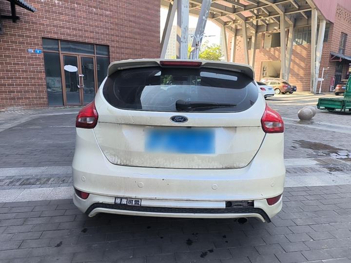 Focus 2015 Hatchback EcoBoost 180 AT Elite photo 5