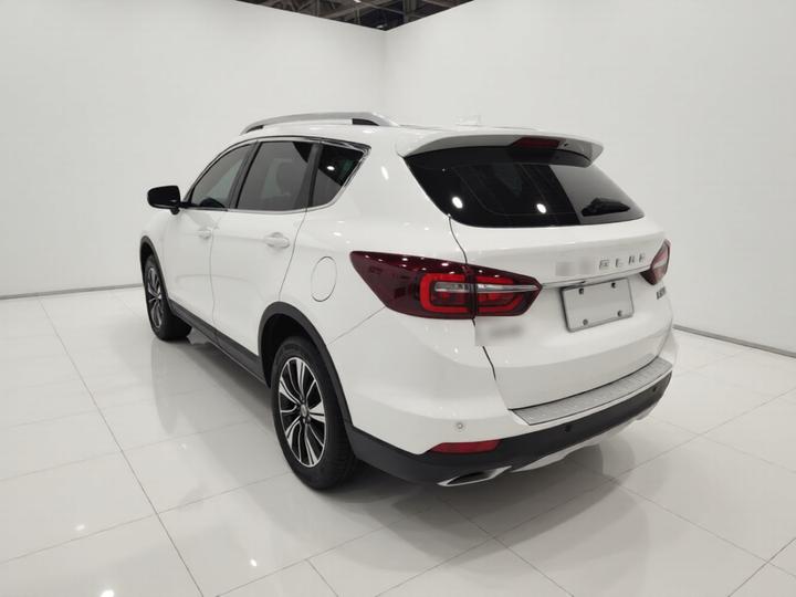 AX7 2018 Classic 1.6T AT Elite photo 4