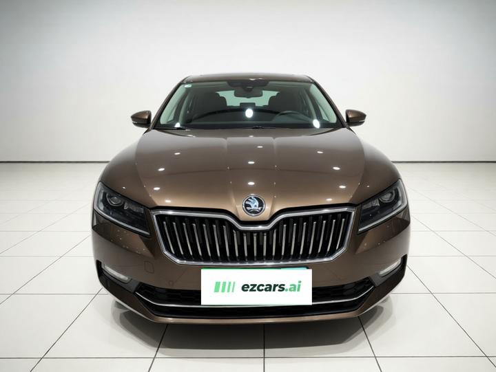 Superb 2016 TSI280 DSG photo 2