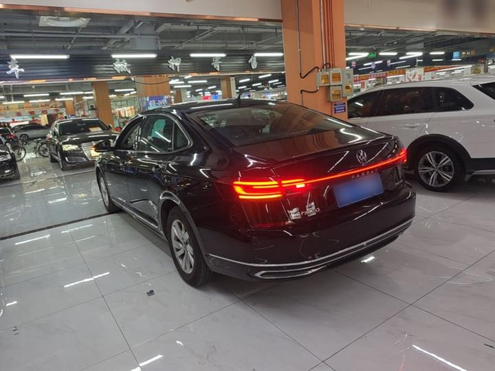 Passat 2023 Facelift 280TSI Business photo 4