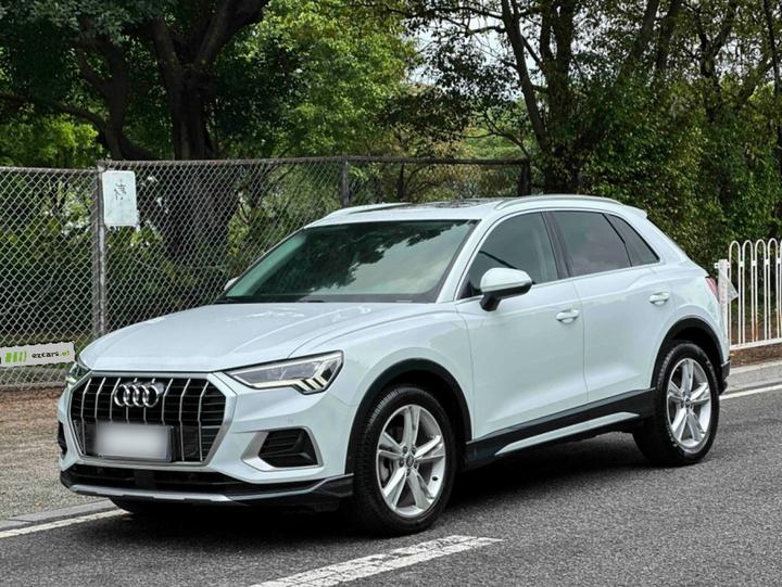 Q3 2019 40 TFSI Fashion