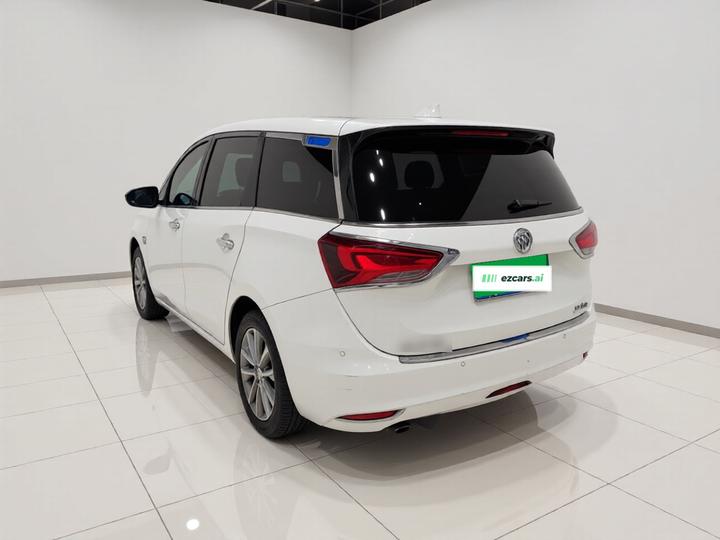 GL6 2019 18T 6-Seater Luxury China VI photo 4
