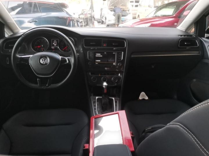 Golf 2017 230TSI AT Comfort Anniversary Edition photo 5