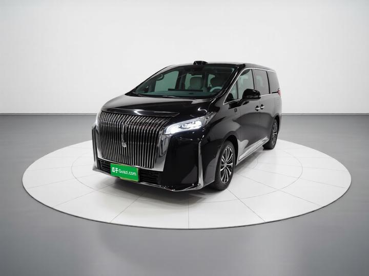 2025 AWD 8 photo 2