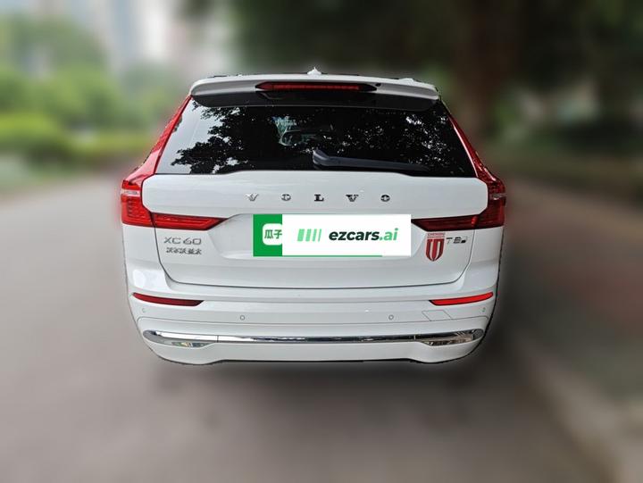 XC60 EV 2025 Hybrid Long Range AWD Luxury photo 5