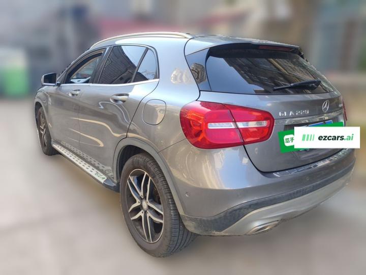 GLA 2015 GLA 220 4MATIC Fashion photo 4