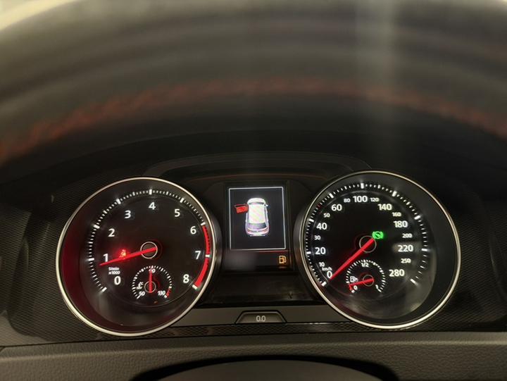 Golf GTI 2016 2.0TSI GTI photo 3