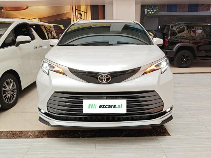 Sienna 2026 2.5L Hybrid AWD Exclusive photo 2