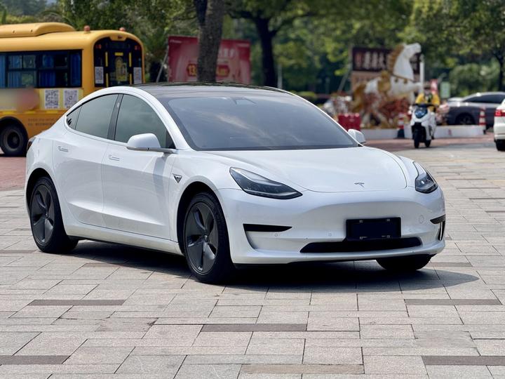 Model 3 2020 Facelift Standard Range RWD Upgraded photo 2