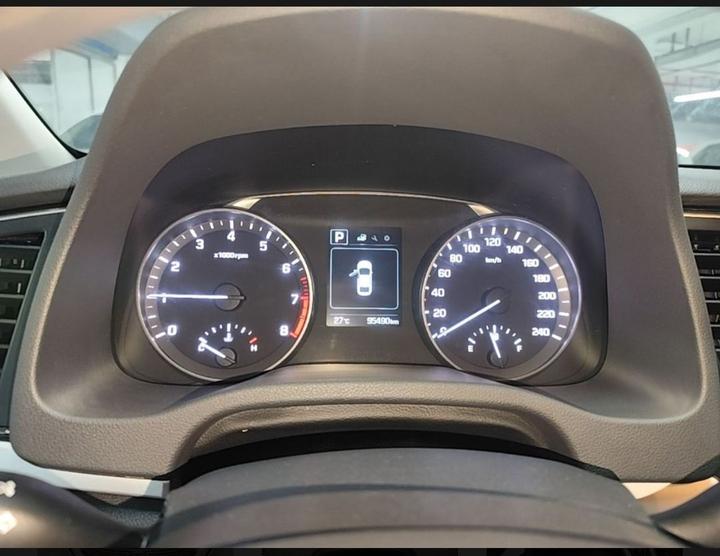Elantra 2016 1.6L AT Smart Elite photo 2