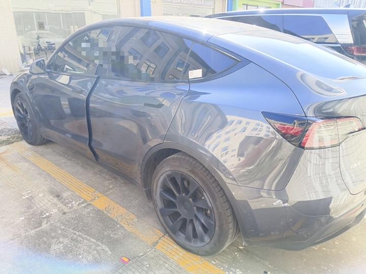 Model Y 2021 Long Range AWD photo 4