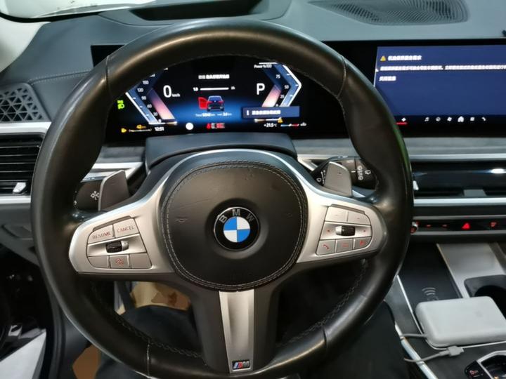 X5 2023 xDrive 30Li Exclusive M Sport Package photo 6