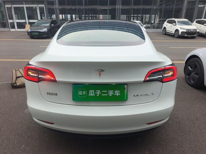 Model 3 2019 Standard Range RWD Upgraded photo 3