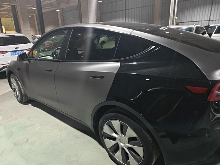 Model Y 2022 Facelift RWD photo 4