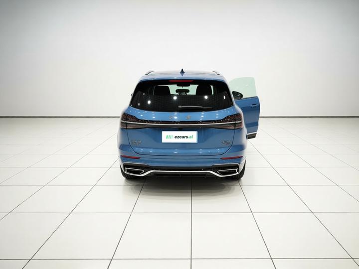HS5 2023 2.0T AWD Pro photo 5