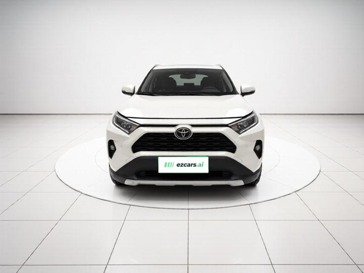 RAV4 2022 2.0L CVT RWD photo 2