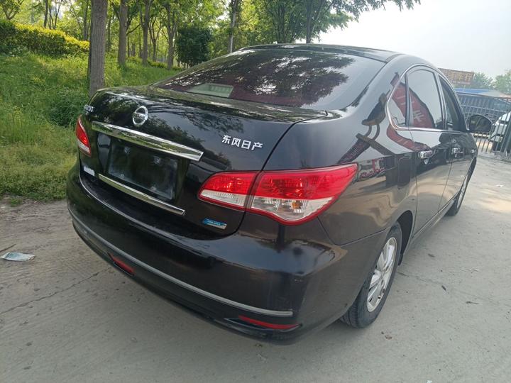 Sylphy 2016 Classic 1.6XE MT Leading photo 4