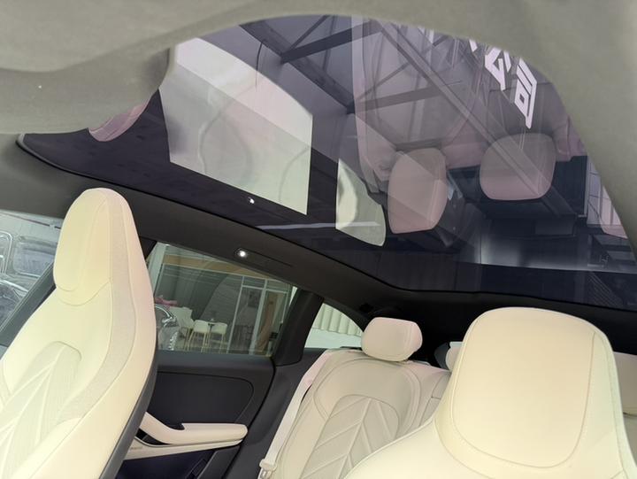 ET5T 2025 75kWh Touring photo 7