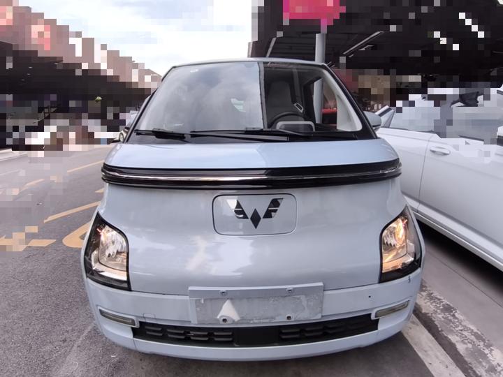 Wuling Air ev 2023 4-Seater - Standard photo 2