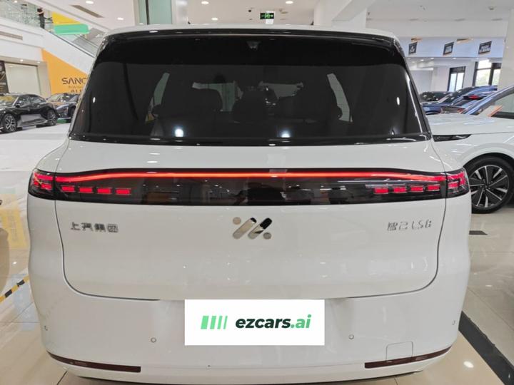 IM Motors LS8 2026 52 Max+ Tech Flagship 5-Seater photo 5
