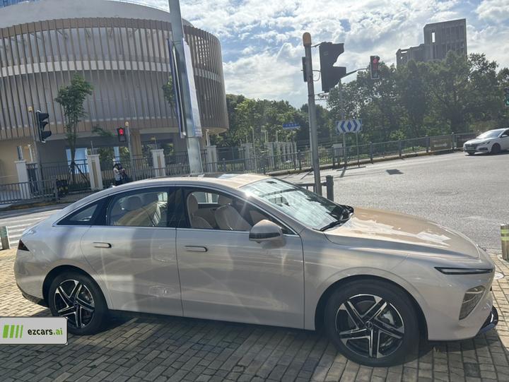 D7 2025 EV 610km RWD photo 4
