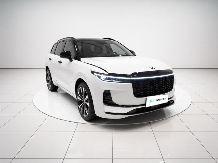 Li Auto ONE 2021 EREV 6-Seater photo 3