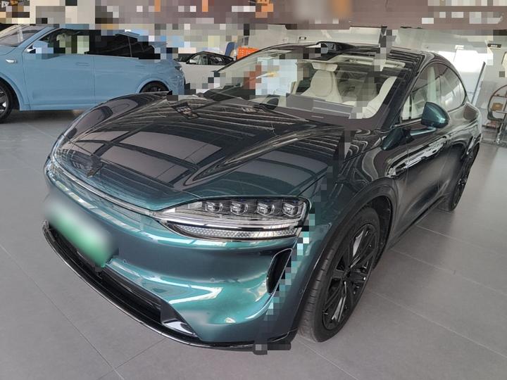 HIMA Luxeed R7 2026 EV Max+ 192-Line LiDAR