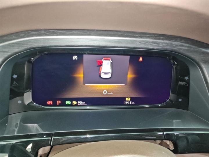 Viloran 2026 380TSI photo 7
