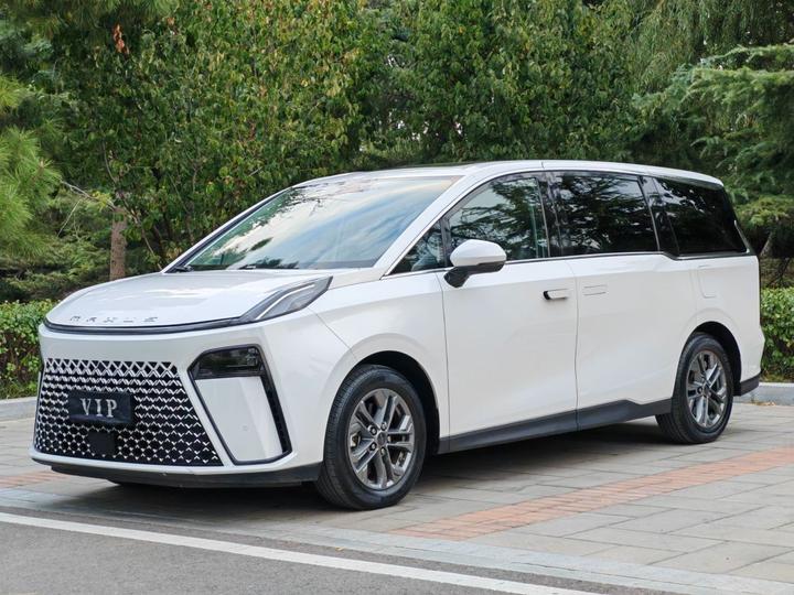 MAXUS G70 2024 2.0T AT Exclusive 7-Seater