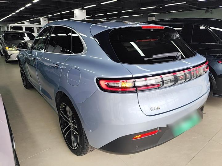 HIMA AITO M5 2023 EREV AWD ADAS photo 4