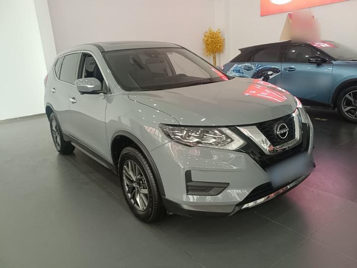 X-Trail 2025 2.0L RWD Leading photo 3