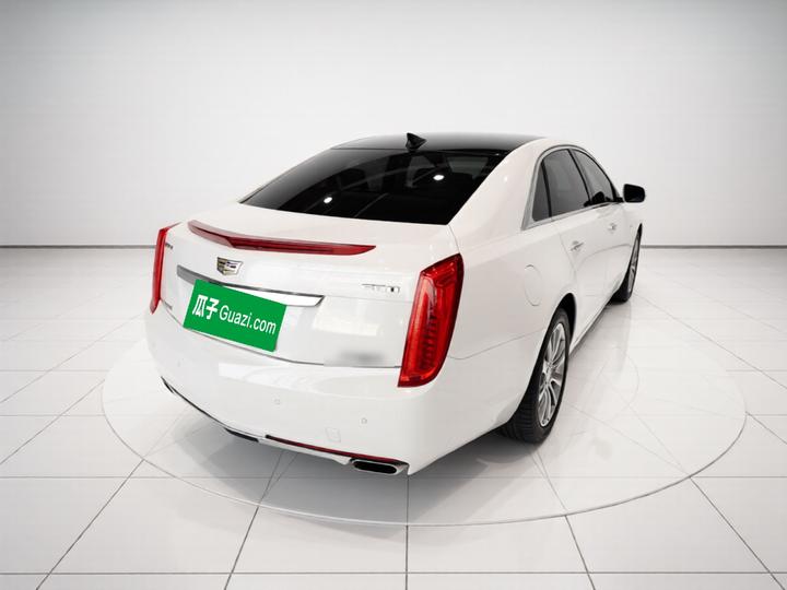XTS 2017 28T Tech photo 4