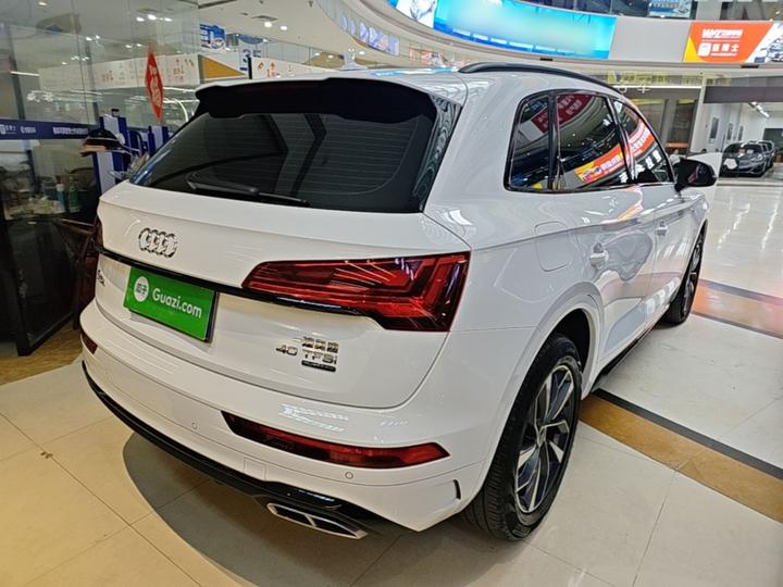 Q5L 2024 40 TFSI Luxury Dynamic photo 4
